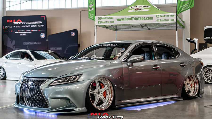 Lexus IS Base Model NIA Side Skirts 2006-13 in ABS - Image 6
