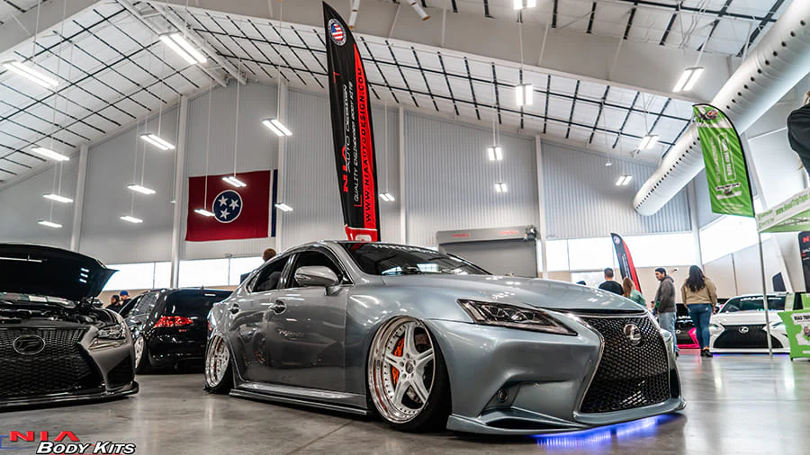 Lexus IS Base Model NIA Side Skirts 2006-13 in ABS - Image 8